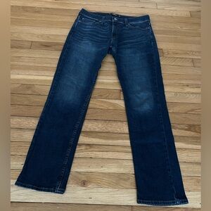 Hollister Men’s Dark Blue Slim Straight Jeans